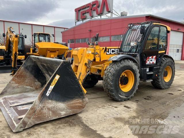 JCB 560-80 Телескопические погрузчики