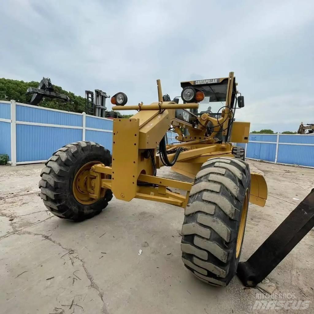 CAT 140K Грейдеры
