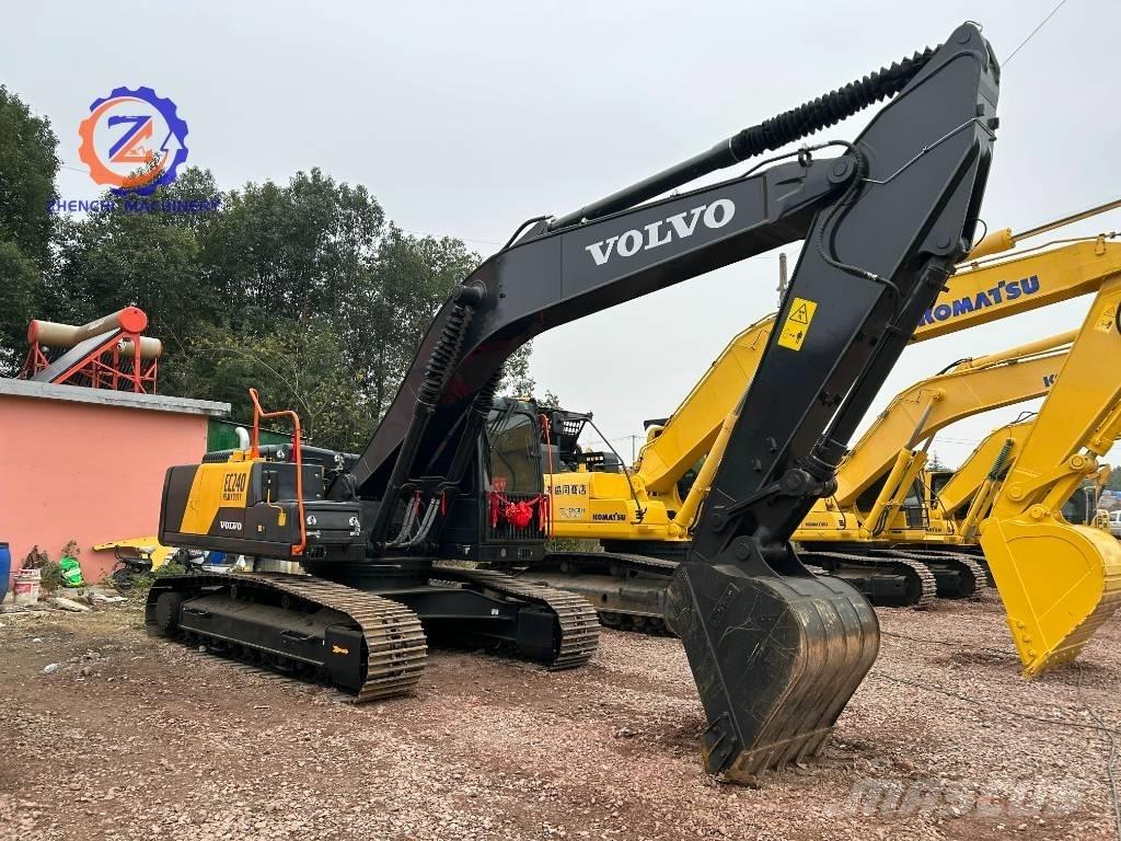 Volvo EC 240 Гусеничные экскаваторы
