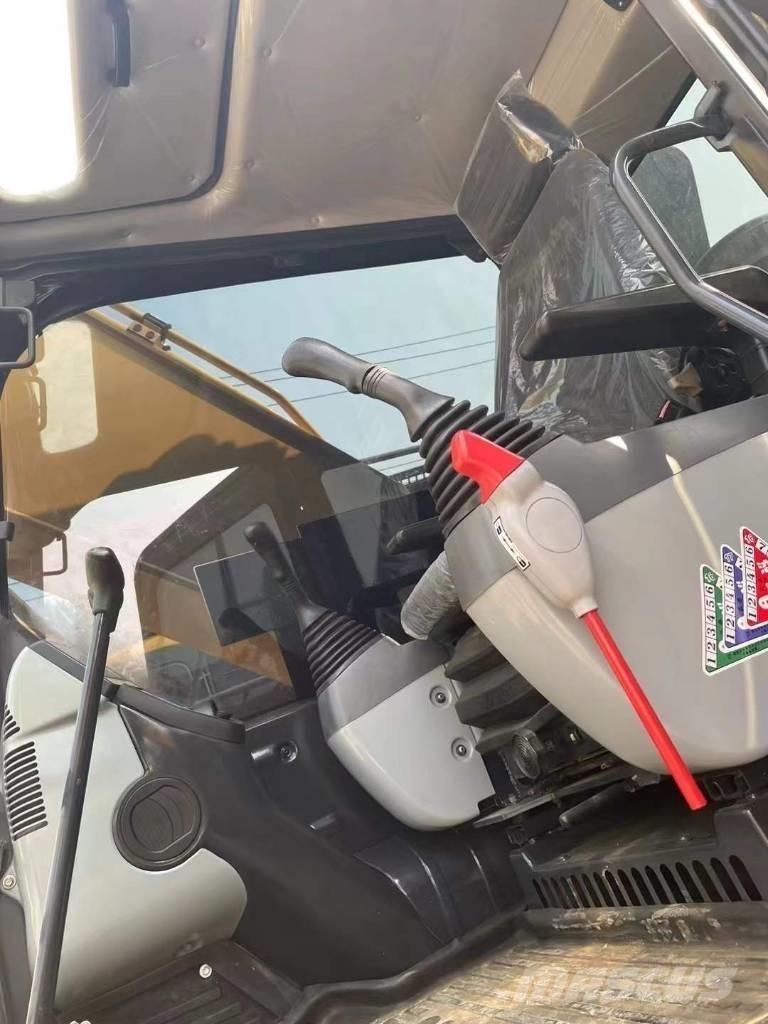 Komatsu PC 200 8N Гусеничные экскаваторы