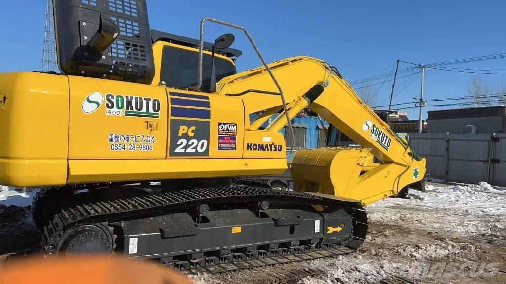 Komatsu PC 220-8 Гусеничные экскаваторы