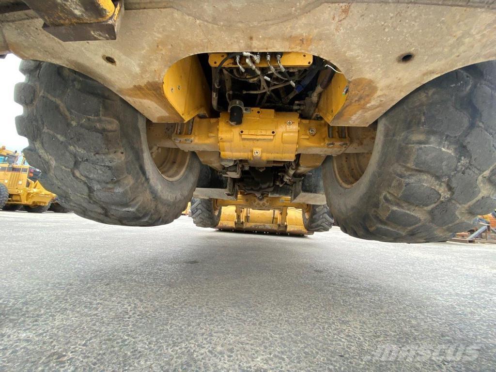 CAT 432F2 NVT Экскаваторы-погрузчики