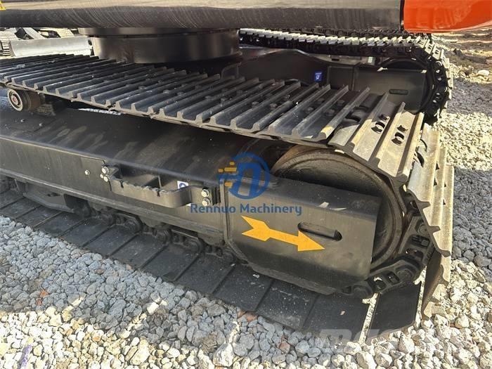 Hitachi ZX 120 Гусеничные экскаваторы