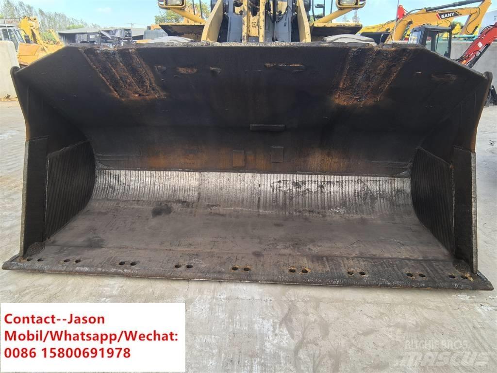 Komatsu WA 470-6H Фронтальные погрузчики