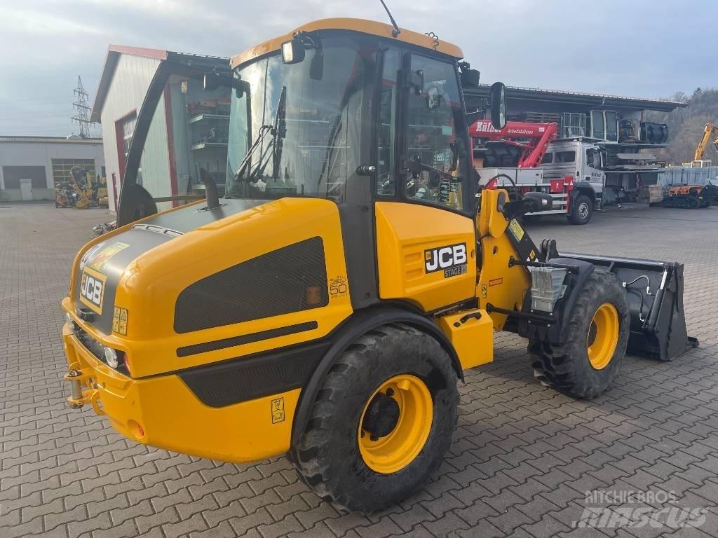 JCB 407 Фронтальные погрузчики