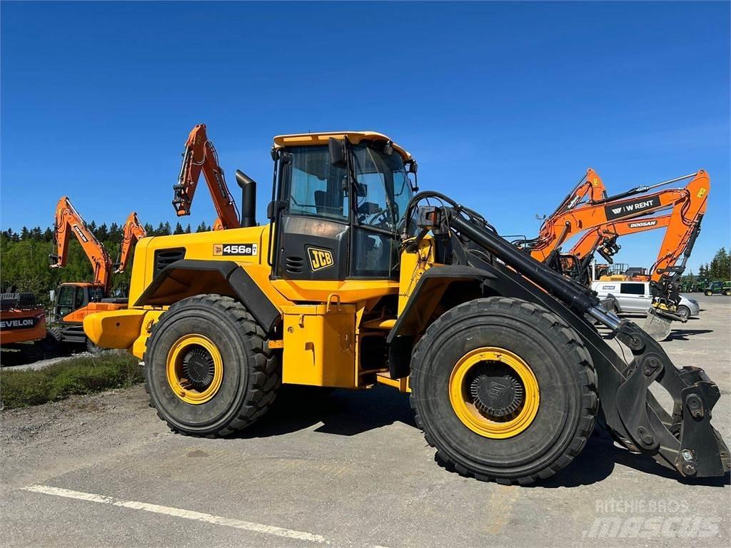 JCB 456ht Фронтальные погрузчики