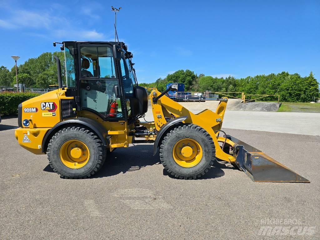 CAT 908 M Фронтальные погрузчики