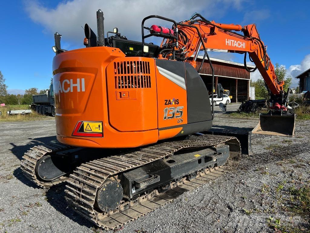 Hitachi ZX 135 US-7 Гусеничные экскаваторы