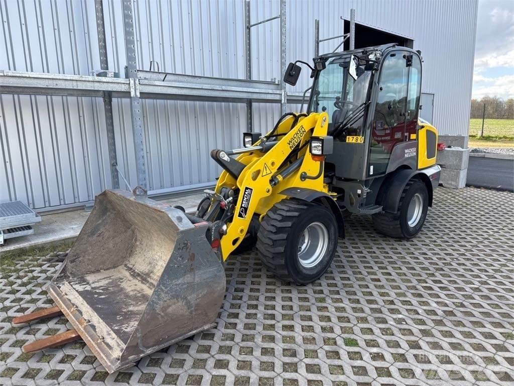 Wacker Neuson WL32 Фронтальные погрузчики