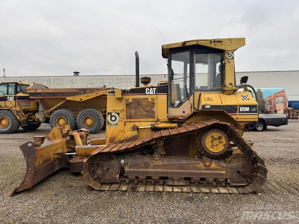 CAT D 5 M LGP Гусеничные бульдозеры