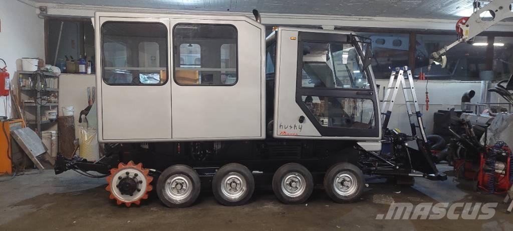 Prinoth Husky Снегоуборочные машины