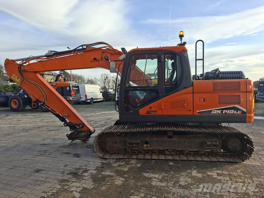 Doosan DX140LC-7 Гусеничные экскаваторы