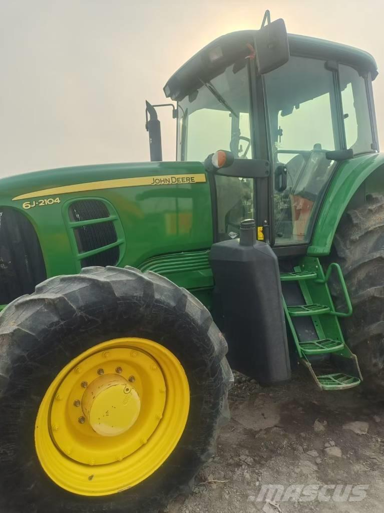 John Deere 6J-2104 Трактора