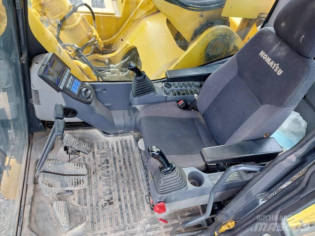 Komatsu PC700LC-11 Гусеничные экскаваторы