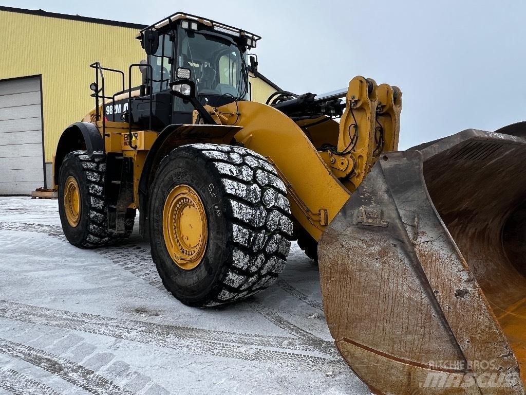 CAT 982 M Фронтальные погрузчики