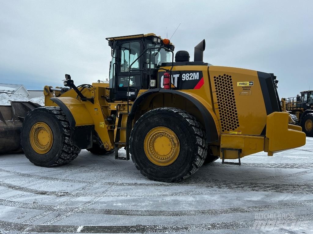 CAT 982 M Фронтальные погрузчики