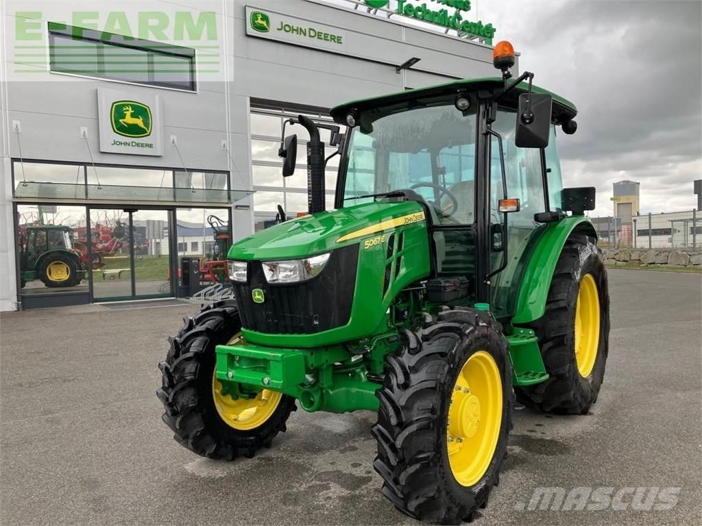 John Deere 5067E Трактора