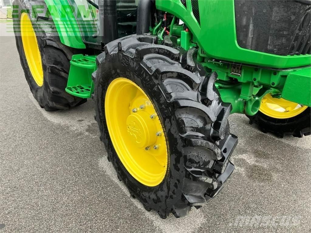 John Deere 5067E Трактора
