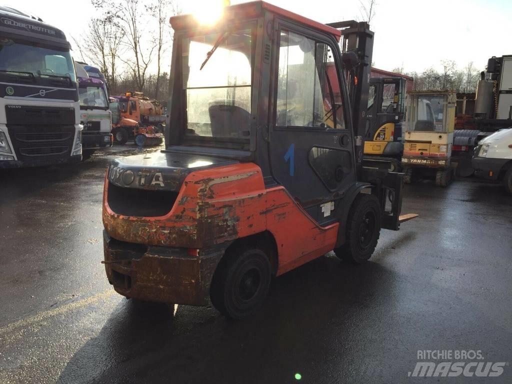 Toyota 02-8 FD JF 35 Дизельные погрузчики