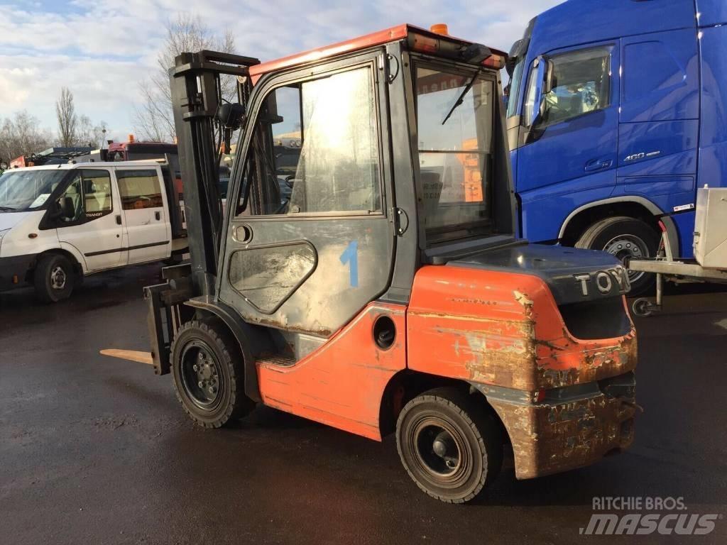 Toyota 02-8 FD JF 35 Дизельные погрузчики