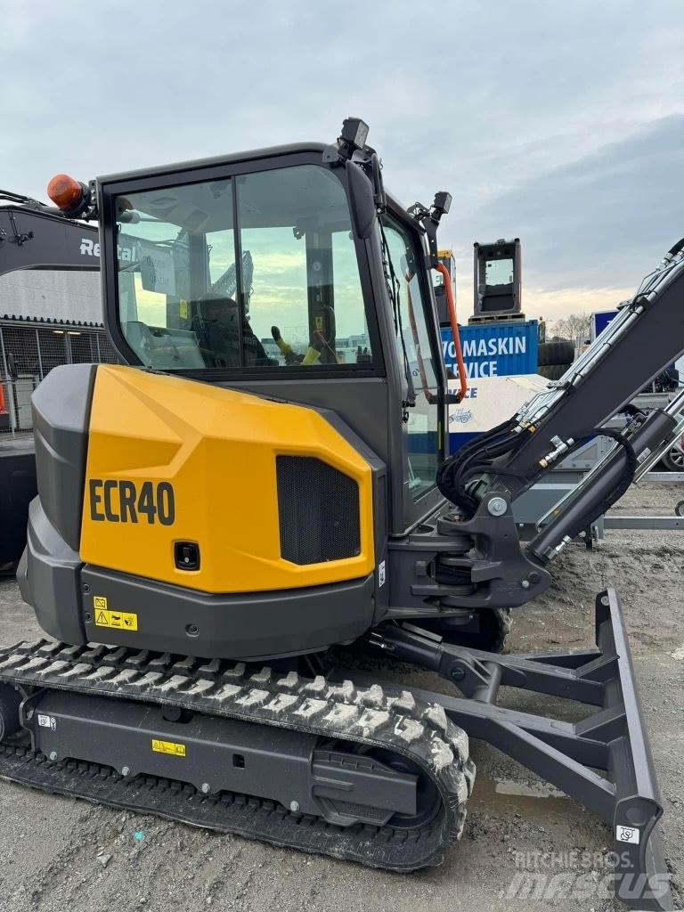 Volvo ECR 40 F Мини-экскаваторы