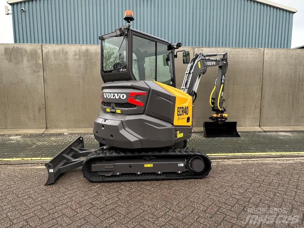 Volvo ECR 40 F Мини-экскаваторы