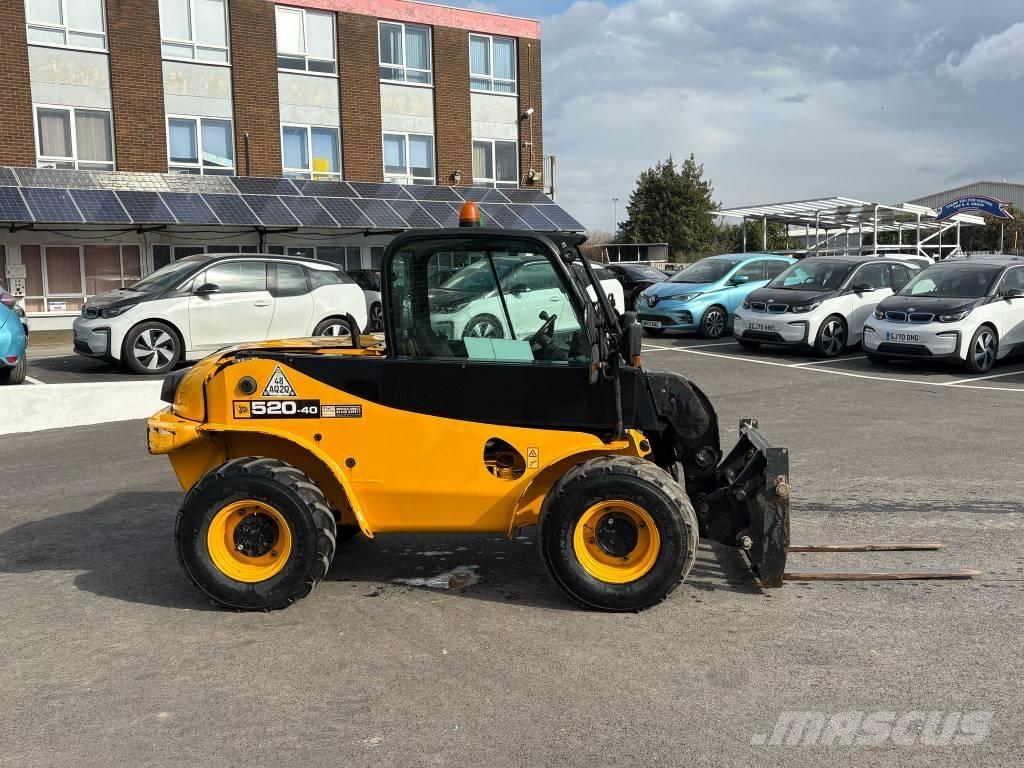 JCB 520-40 Телескопические погрузчики