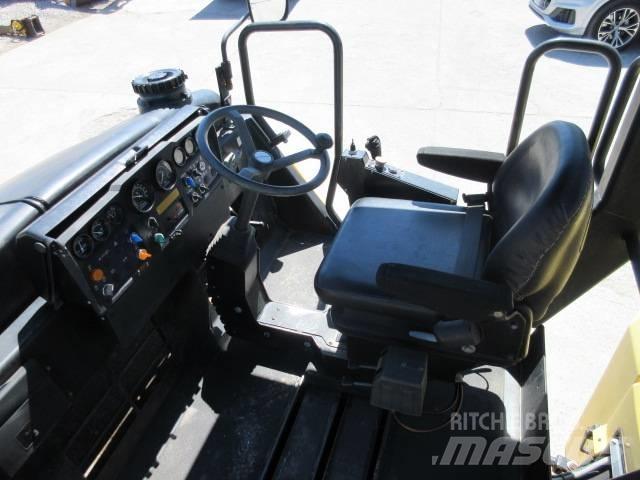 Dynapac CC 422 C Катки тротуарные