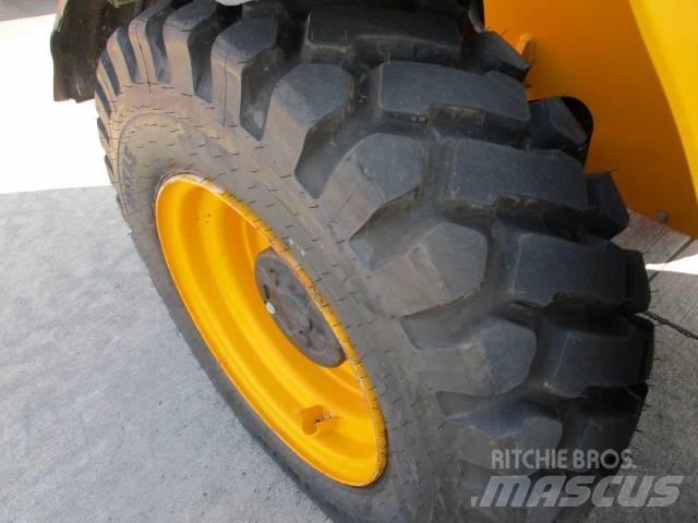 JCB 535-95 (646) Телескопические погрузчики