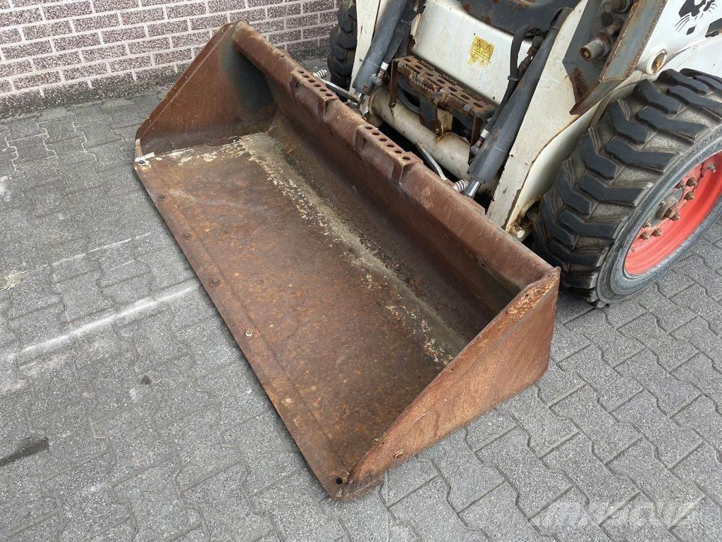 Bobcat S550 Мини-погрузчики