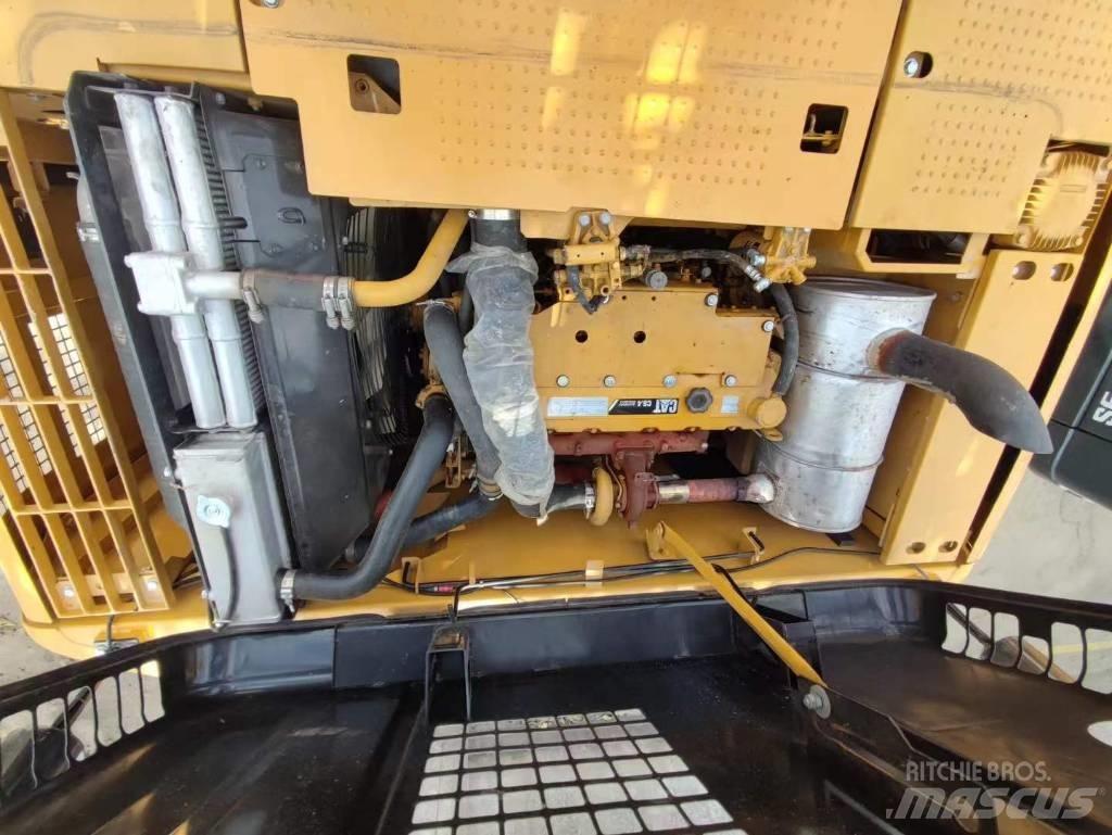 CAT 320D2 Малые экскаваторы 7т-12т
