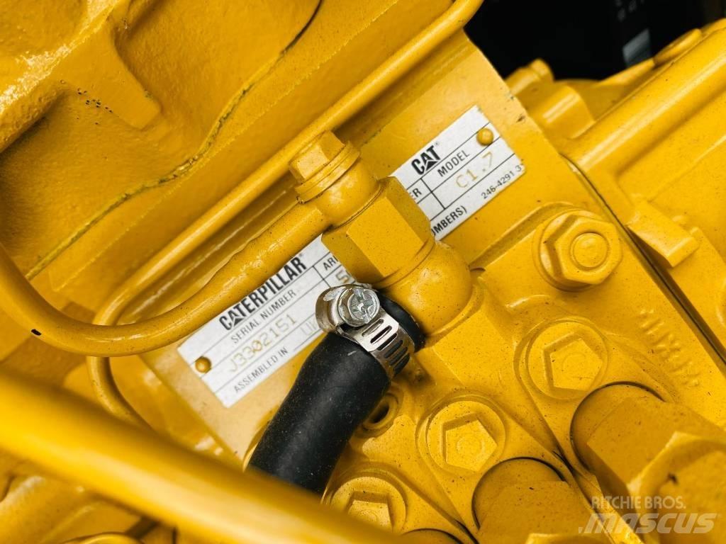 CAT CB 2.7 Катки тротуарные