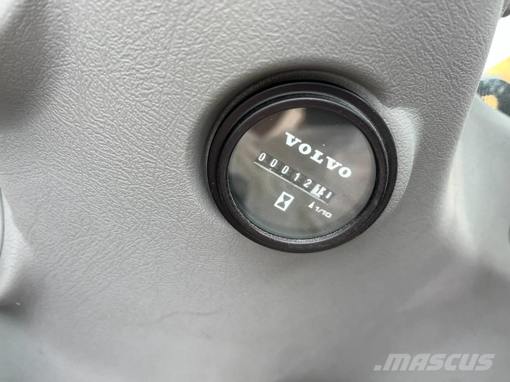 Volvo EC 300 D L Гусеничные экскаваторы