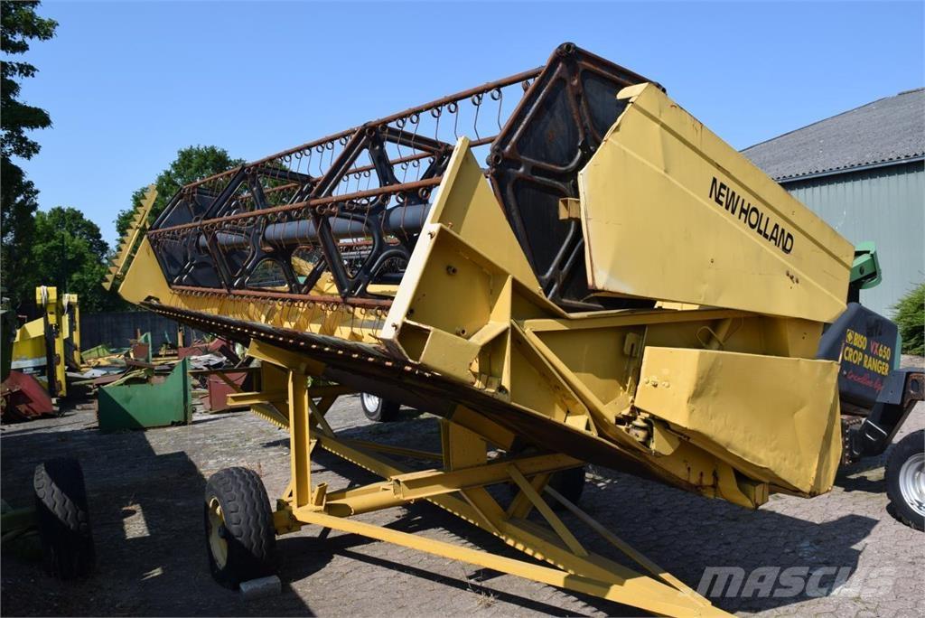 New Holland TC 56 Зерноуборочные комбайны