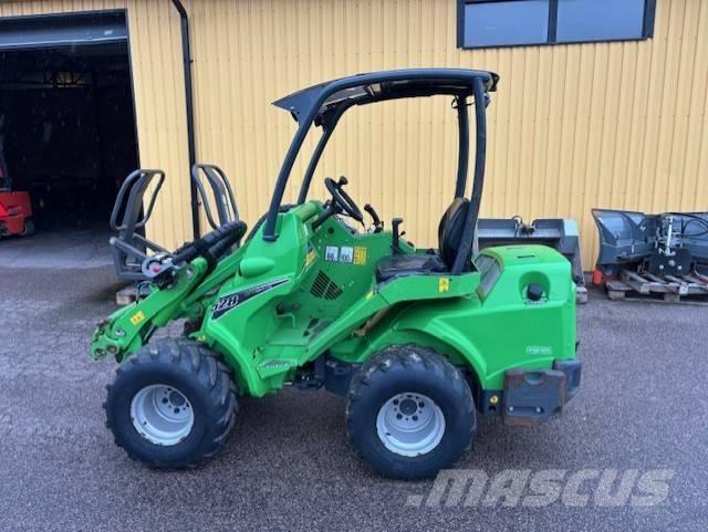 Avant 528 Трактора