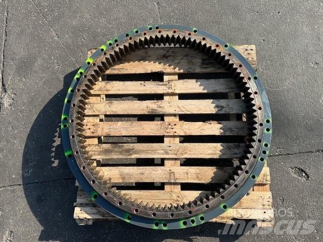 Komatsu PC 240 LC-8 Ходовая часть и подвеска
