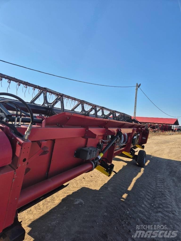 Case IH 9230 Зерноуборочные комбайны
