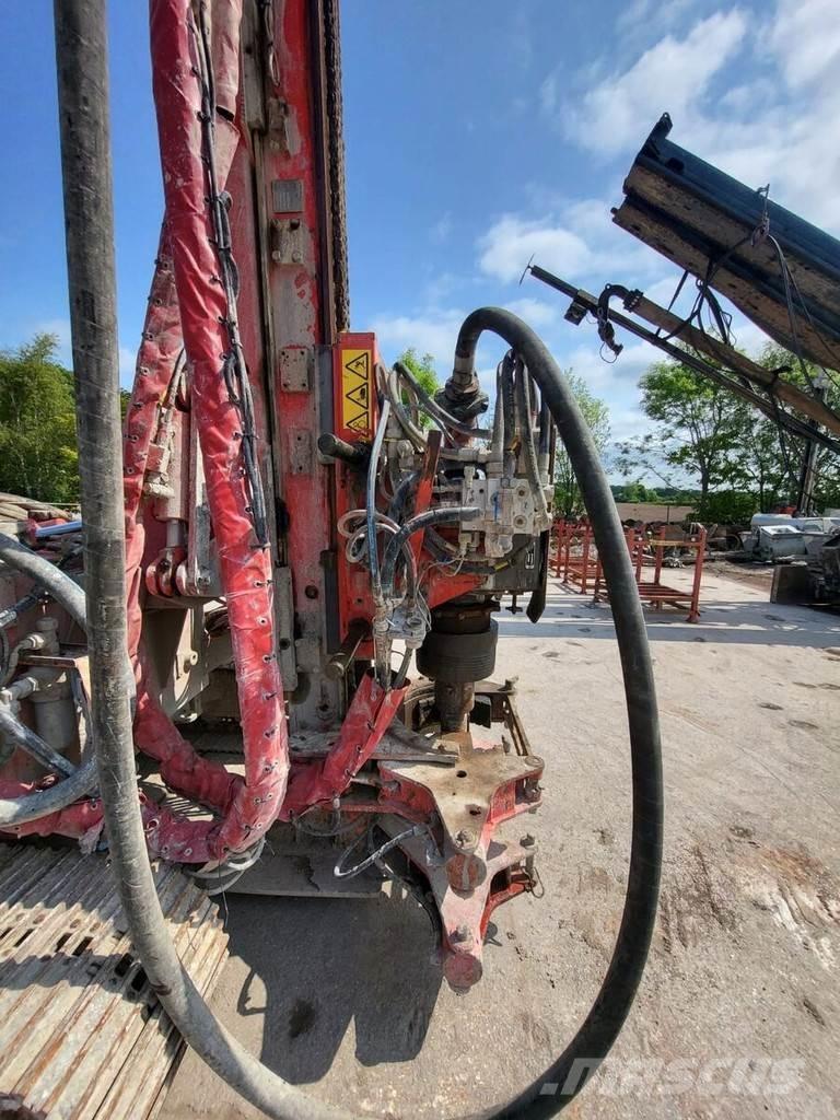 Klemm KR709 - 2 Гусеничные буровые установки