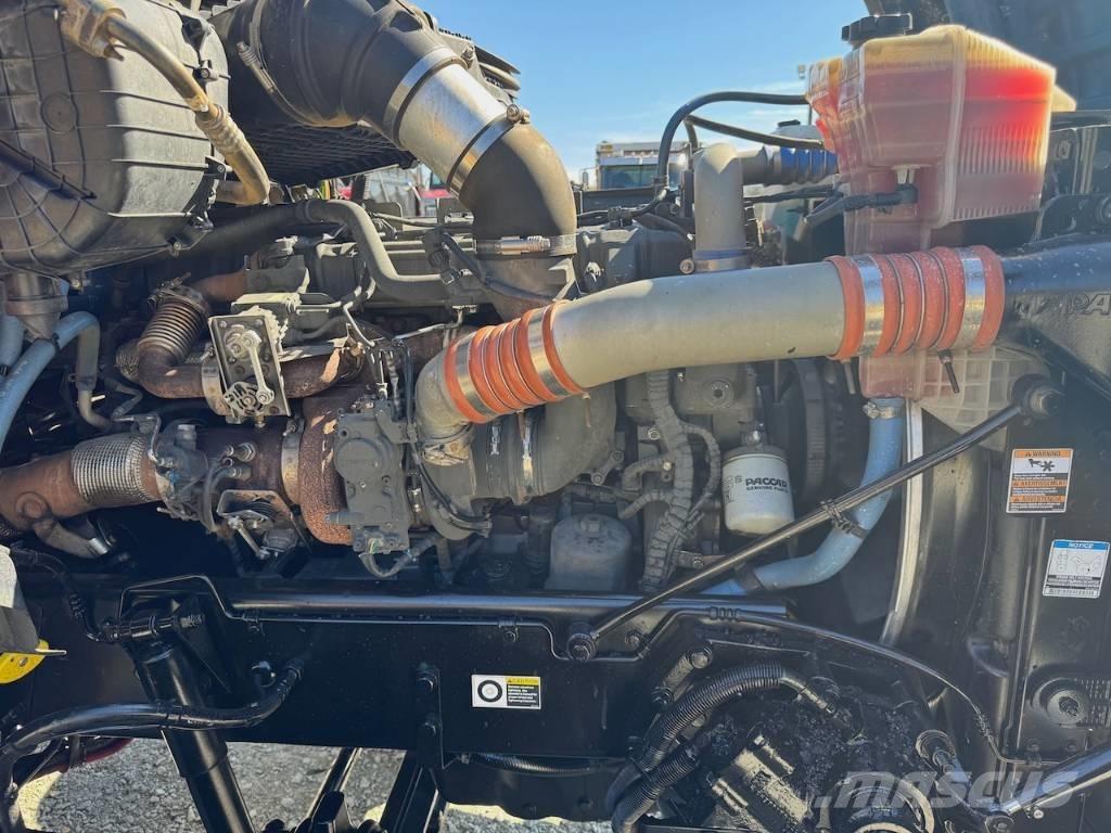 Kenworth T 880 Грузовики-Самосвалы