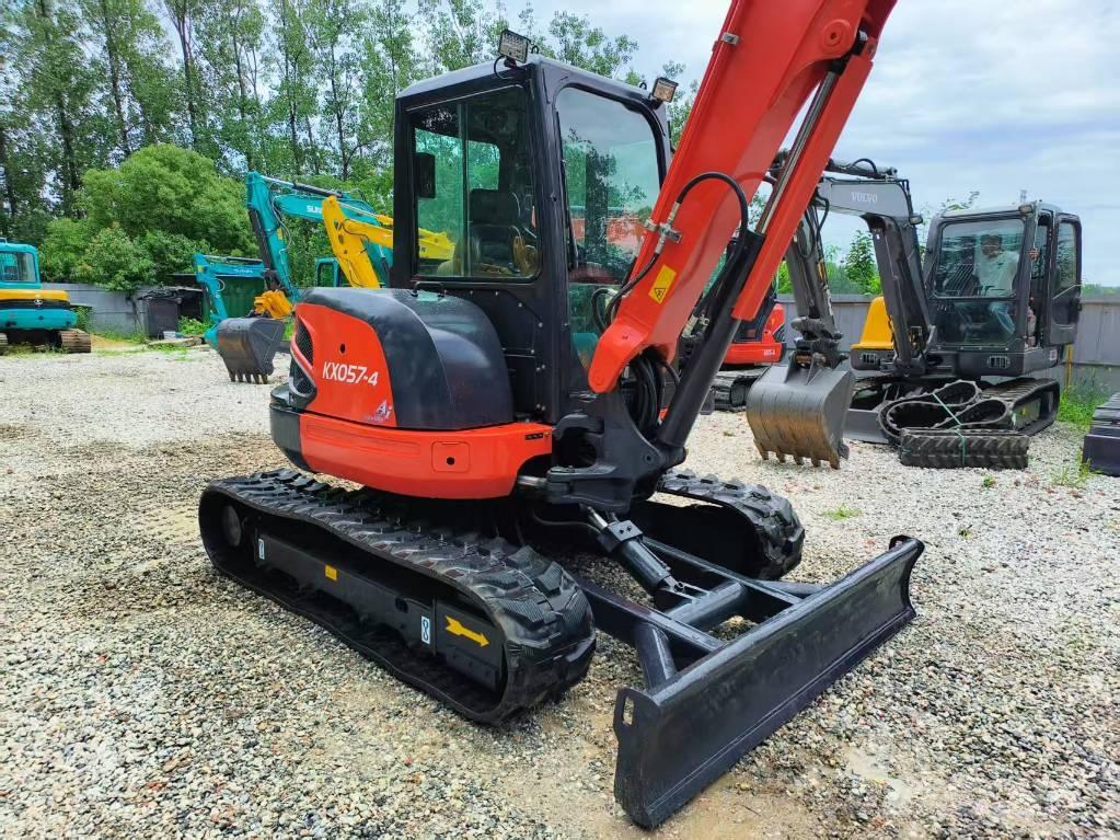 Kubota KX 057-4 Мини-экскаваторы
