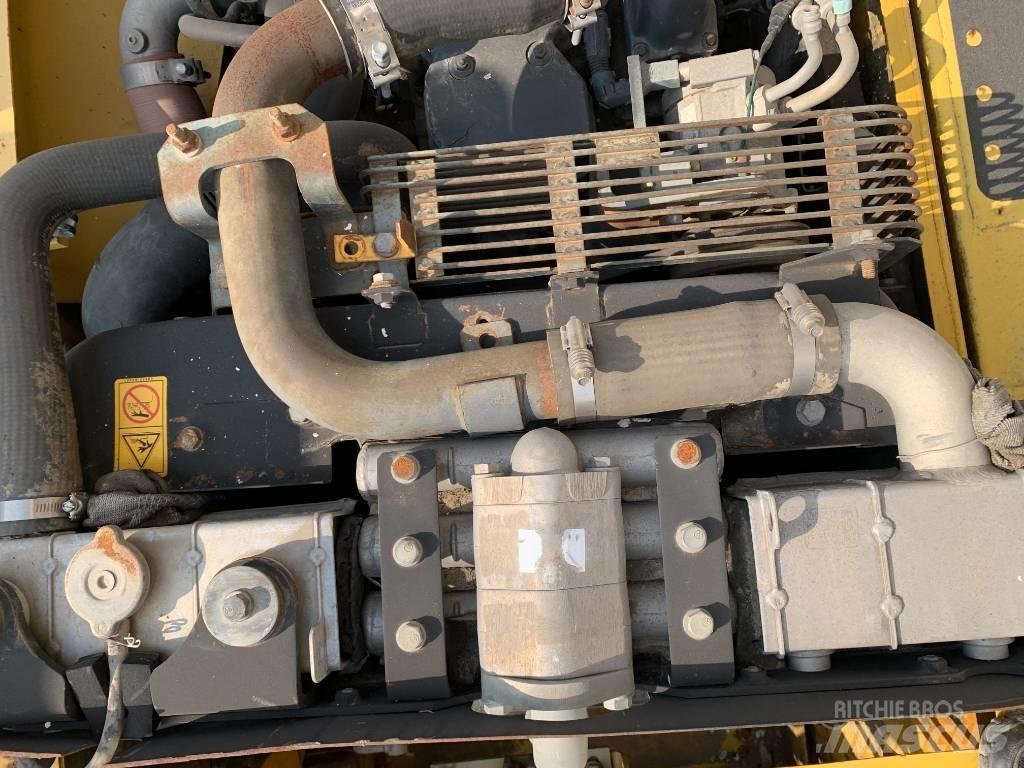Komatsu PC 240 Гусеничные экскаваторы