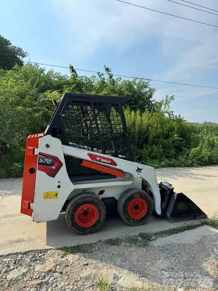 Bobcat S70 Мини-погрузчики