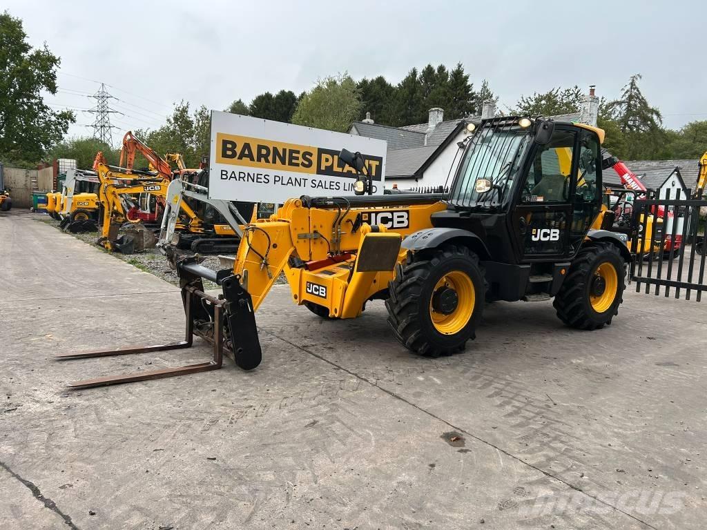 JCB 535-140 Hiviz Телескопические погрузчики