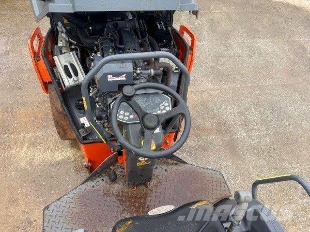 Hamm HD 13 VV Катки тротуарные