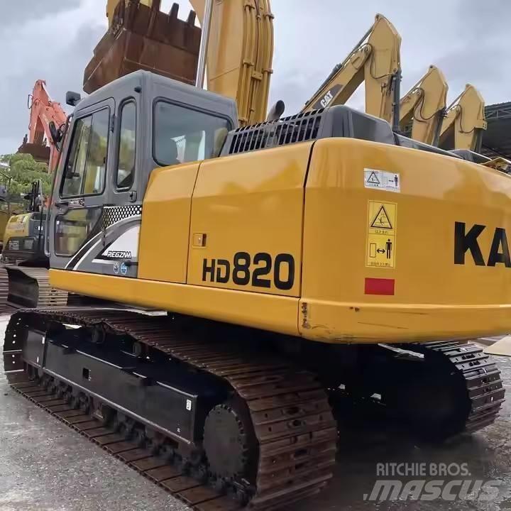 Kato HD820 Гусеничные экскаваторы