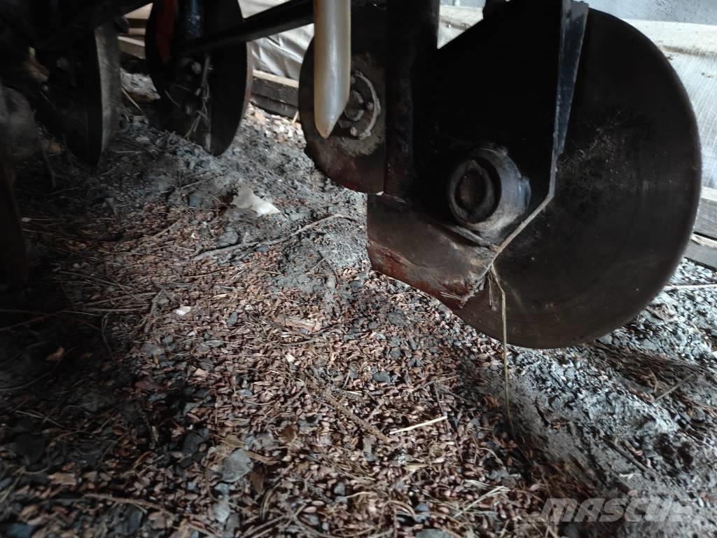 Junkkari 4000s Комбинированные сеялки