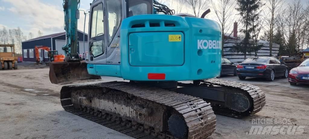 Kobelco SK 235 SR-2 Гусеничные экскаваторы