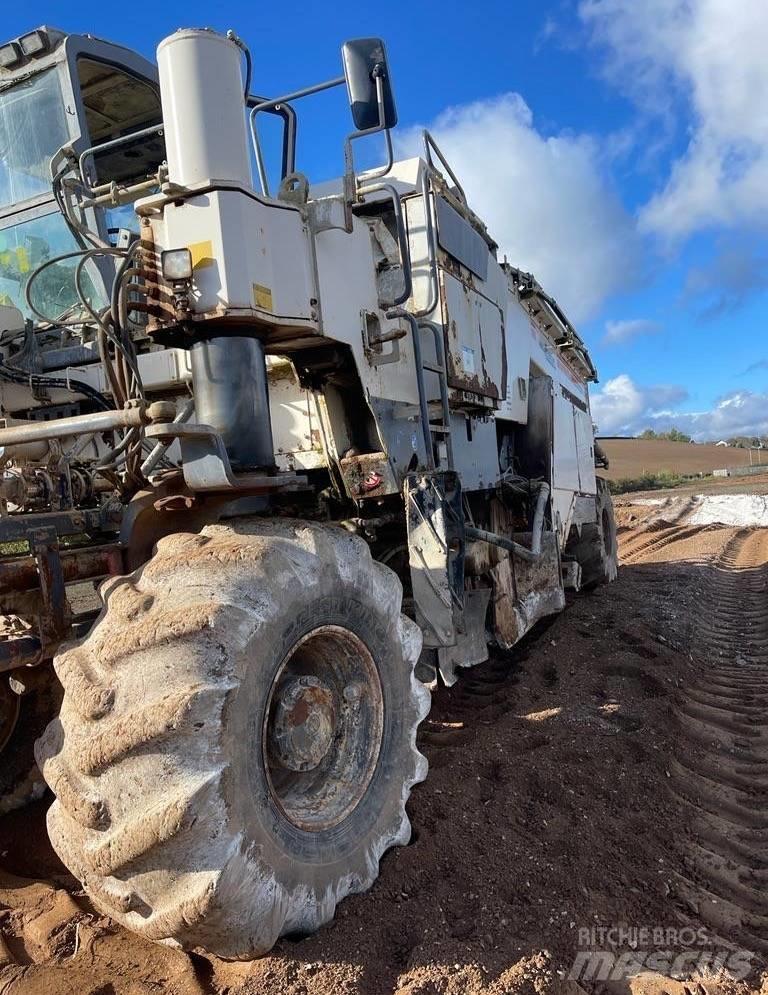 Wirtgen WR2500SK Ресайклеры