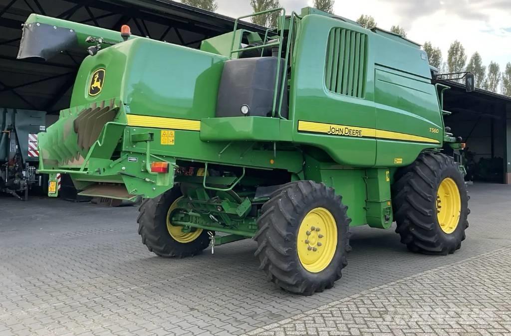 John Deere T 560 Зерноуборочные комбайны