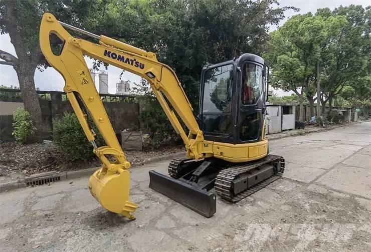 Komatsu PC35 Мини-экскаваторы